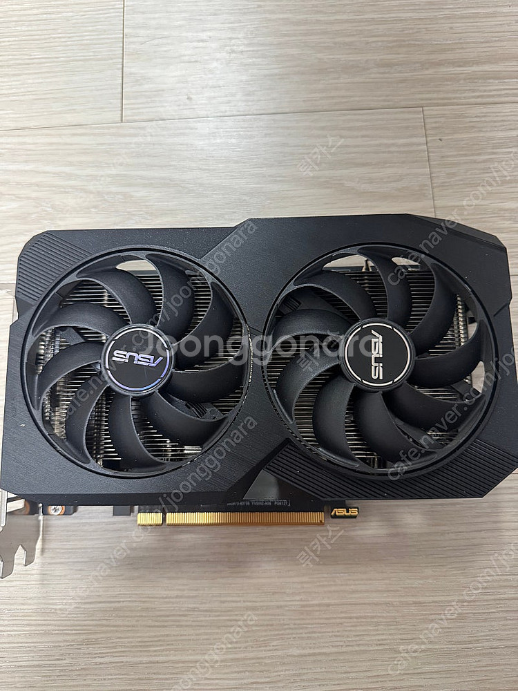 ASUS RX 7600 그래픽카드--0
