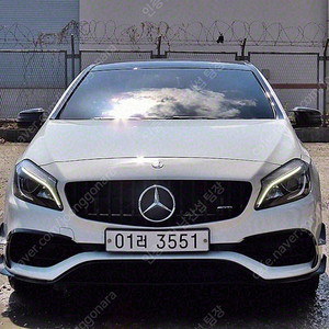 벤츠 A클래스 중고 A클래스 벤츠 중고 2017년식 A45 AMG 4MATIC 중고자동차 할부가능