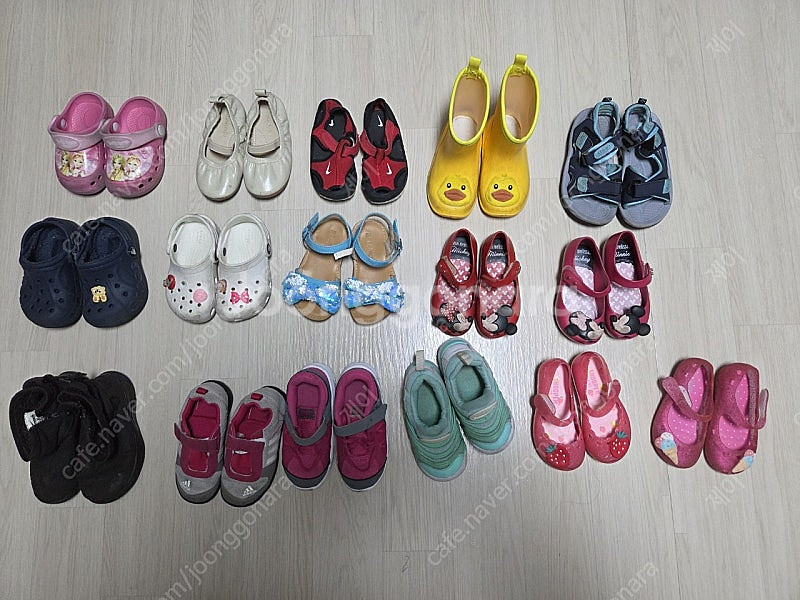 150~160 사이즈 신발 일괄 판매합니다.--0