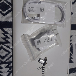 15인치 삼성 노트북 펜S PEN S NT950SBE 화이트 2in1 터치