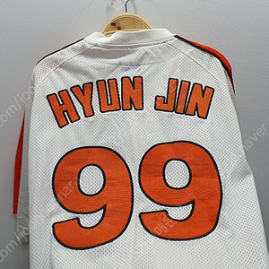 한화이글스 키즈클럽 유니폼 외 ( 류현진, 권혁, 김회성, 이용규 김경언 하주석, 정근우, 최진행 송진우싸인 유니폼)