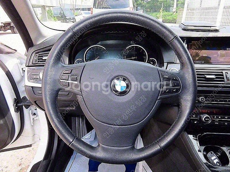 BMW 5시리즈 중고차 할부 520d 개인사업자 차량구...--8