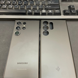 갤럭시S23울트라 블랙 512GB 무잔상 상태좋은 중고60만팝니다