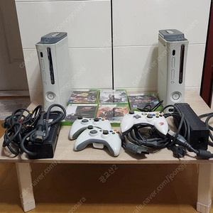Xbox 360 게임기 세트입니다 ​