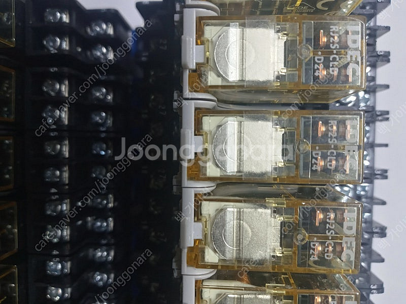 IDEC 릴레이세트 판매합니다.(중고)--3