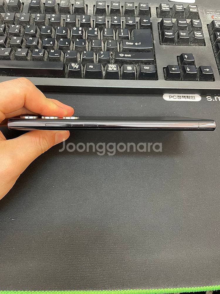 갤럭시S22울트라 블랙 256GB 상태좋은 중고35만팝...--4