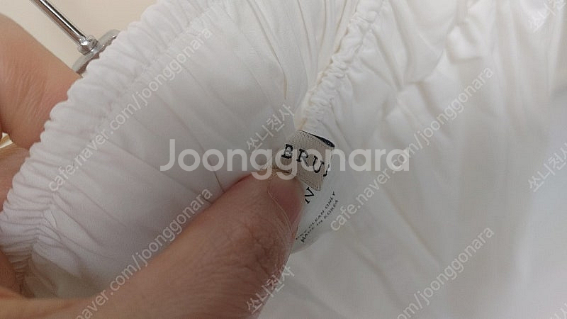 오르 라밤바룸 라두나 브론즈부부 더베이지스 브런치 썸제이 자라 스커트 더치치 티셔츠 미뉴에트 블라우스--2