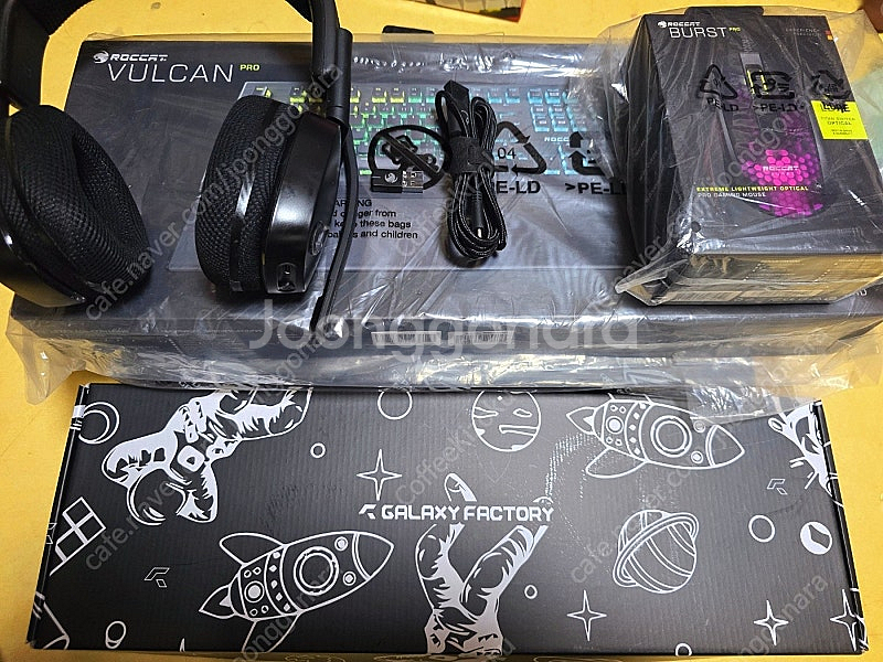 Roccat 유선 키보드마우스,무선헤드셋 일괄팝니다--0