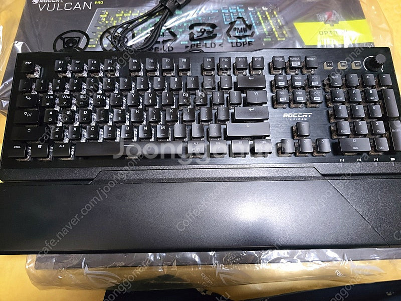 Roccat 유선 키보드마우스,무선헤드셋 일괄팝니다--3