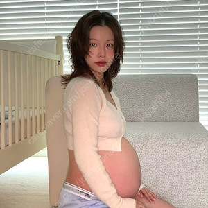 누가영 착용 자크뮈스 알주 가디건 36사이즈 // 르메르 파르벵 질샌더 렉토 샵게드 le17septembre 얼바닉30 문달 낫띵리튼 lfm 아모멘토 리본빗 더로우 오라리 모노하