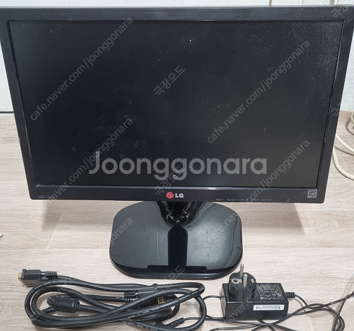 LG 19인치 모니터 ~~~~~~~~~~ 우체국 택포--0