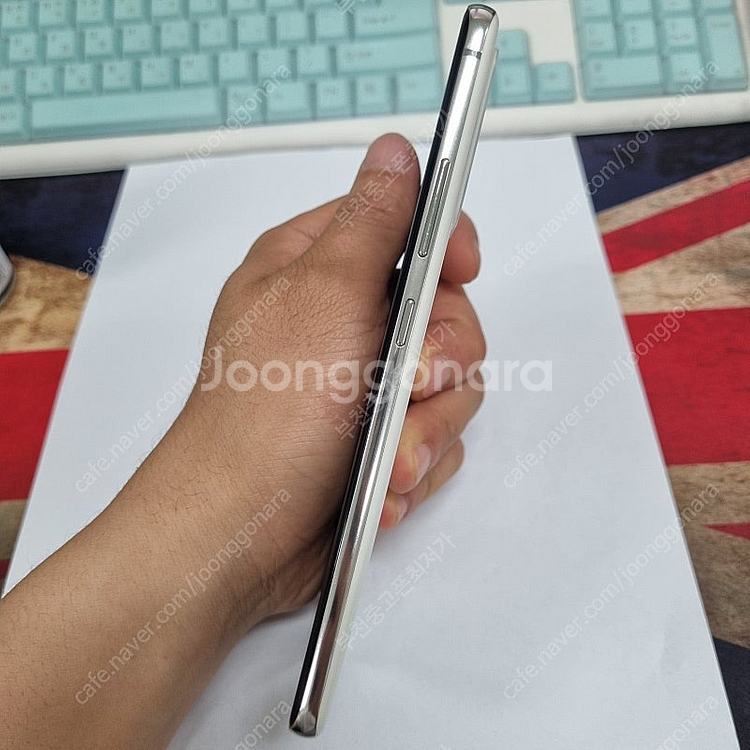 203572 갤럭시퀀텀2 화이트 SK 외관S급 중고폰 ...--5