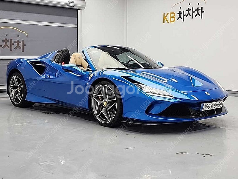 페라리 F8 스파이더 중고 3.9 V8 중고차싸게사기--9