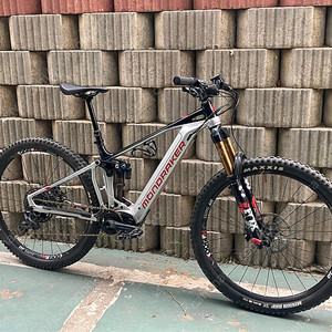 네고 가능!!(최상급)몬드래커 크래프티 RR m사이즈 급처분!! Emtb 전기자전거 mtb 전기산악자전거