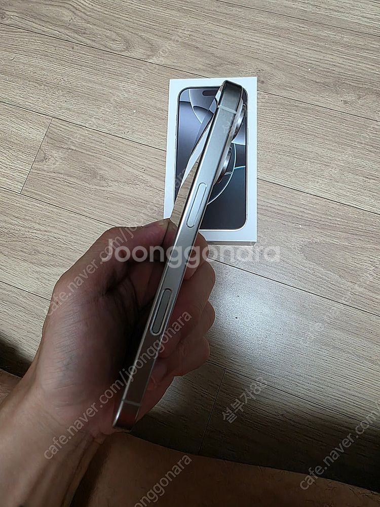 아이폰16프로 저급제 256g 화이트 새상품급--2