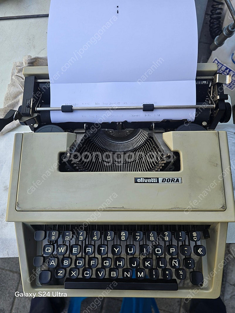 스페인 올리베티 영문타자기 olivetti DORA--3