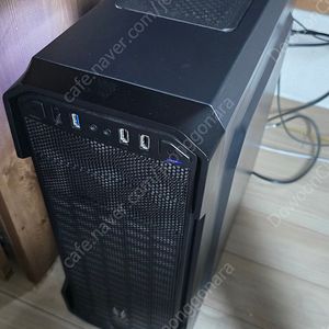 컴퓨터 데스크탑 i9-9900k 2080ti 팝니다. (75만)