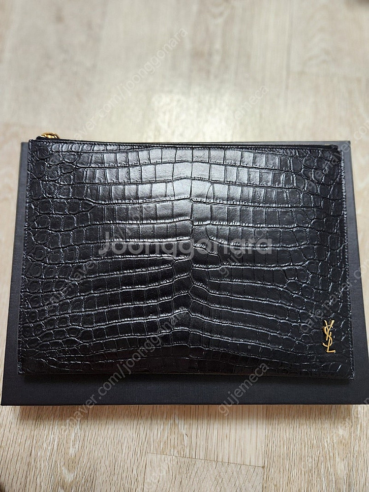 생로랑 YSL 금장 태블릿 케이스 악어가죽 블랙 클러치...--4