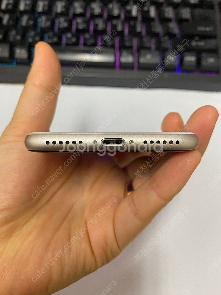 026567 아이폰SE3 스타라이트 특SSS급 64GB...--6