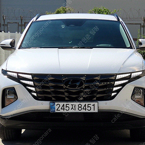 현대 투산 중고차 투싼 중고 흰색 2021년식 57,296km 디젤 2.0 2WD 프리미엄 중고차 직거래 카페