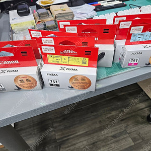 캐논 751 정품잉크 5색 여러개 새제품 팝니다.