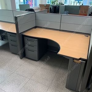 퍼시스 L형책상 메쉬의자 파티션 중고사무용가구 대량판매