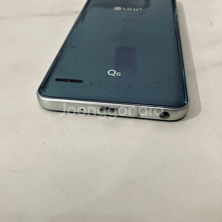 LG 엘지 Q6 블루 무잔상 2만원 판매합니다!--3