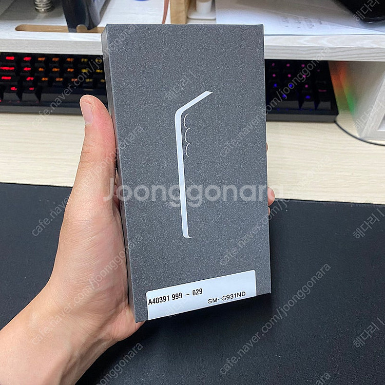 갤럭시S25 256기가 네이비 새상품--1