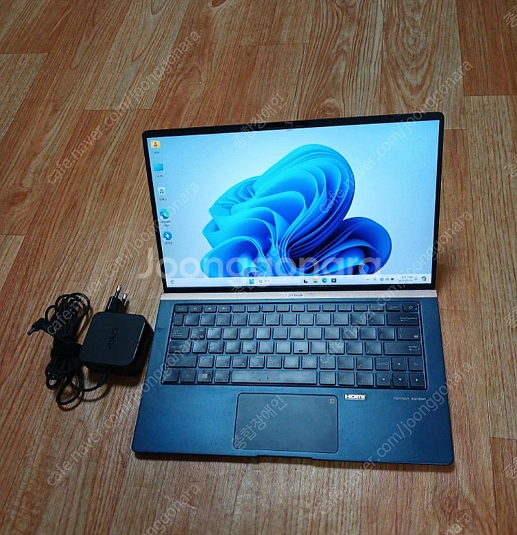 ASUS zenbook 노트북 팝니다 i7--0