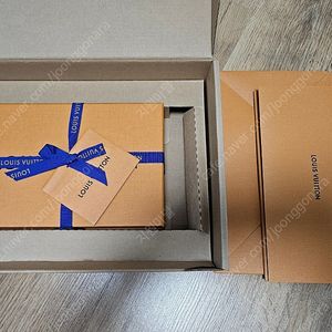 루이비통 미니포쉐트 악세수아 새상품