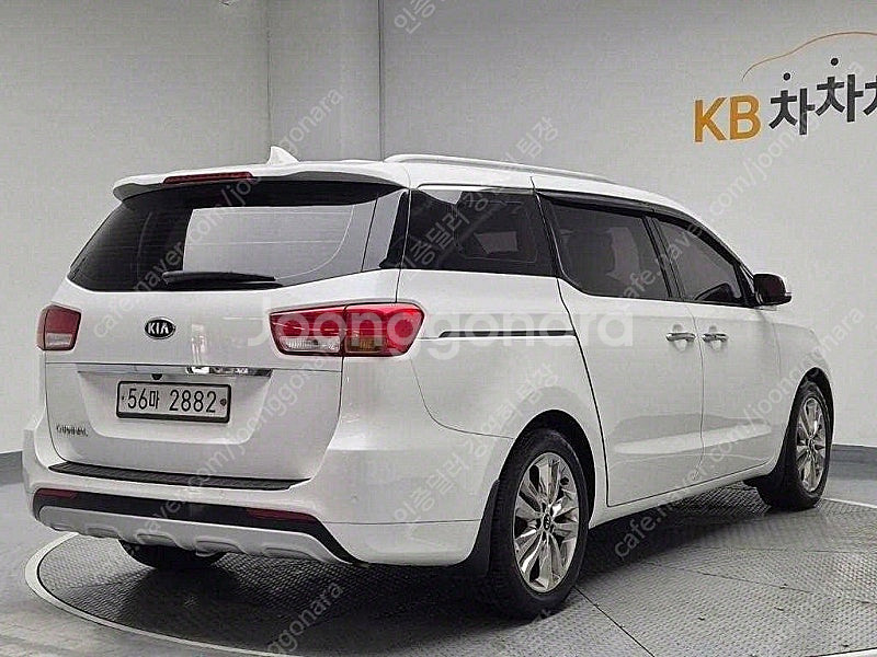 올 뉴 카니발 중고 가격 중고 카니발 흰색 2015년식...--3