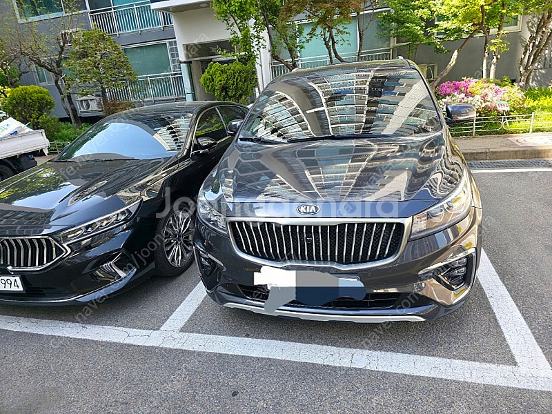 2017년식 카니발 팝니다.--0