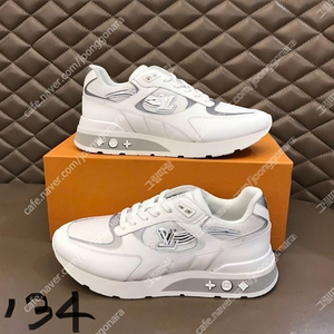 (가격할인) 루이비통 몽클레어 필립플레인 지방시 구찌등 스니커즈 여러가지 팝니다