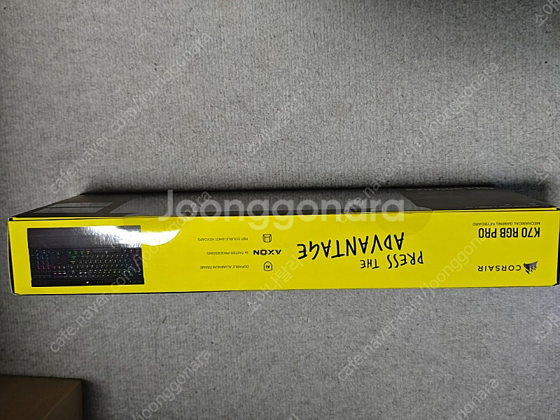 커세어 K70 RGB PRO 기계식 게이밍 은축 미개봉--2