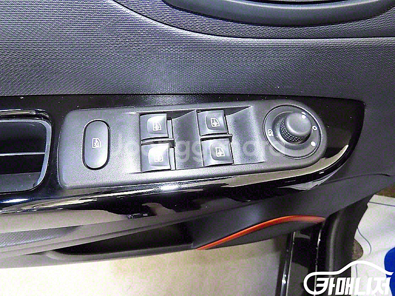 [르노코리아(삼성)]QM3 디젤 1.5 RE 2015 년 중고차◆전액할부◆중고리스◆친절서비스◆--4