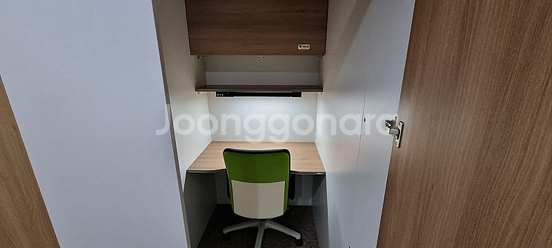 토즈 독서실 1인실 책상 판매합니다--0