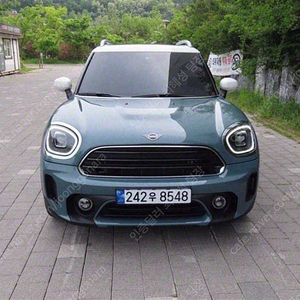 미니 컨트리맨 중고 컨트리맨 하늘색 2023년식 16,833km 1.5 클래식 런치팩 수원중고차