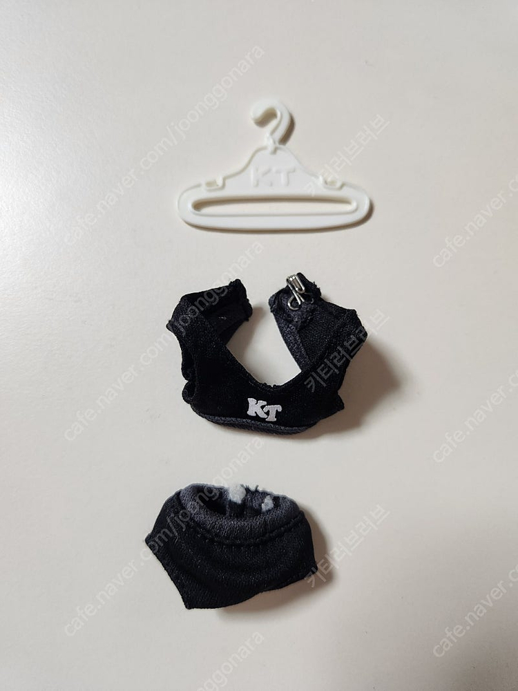 헬로키티 50주년 팝업 드레스업 키티 인형+고전 드업키 옷 가방 세트 교복 키티 롱다리 키티 이미지