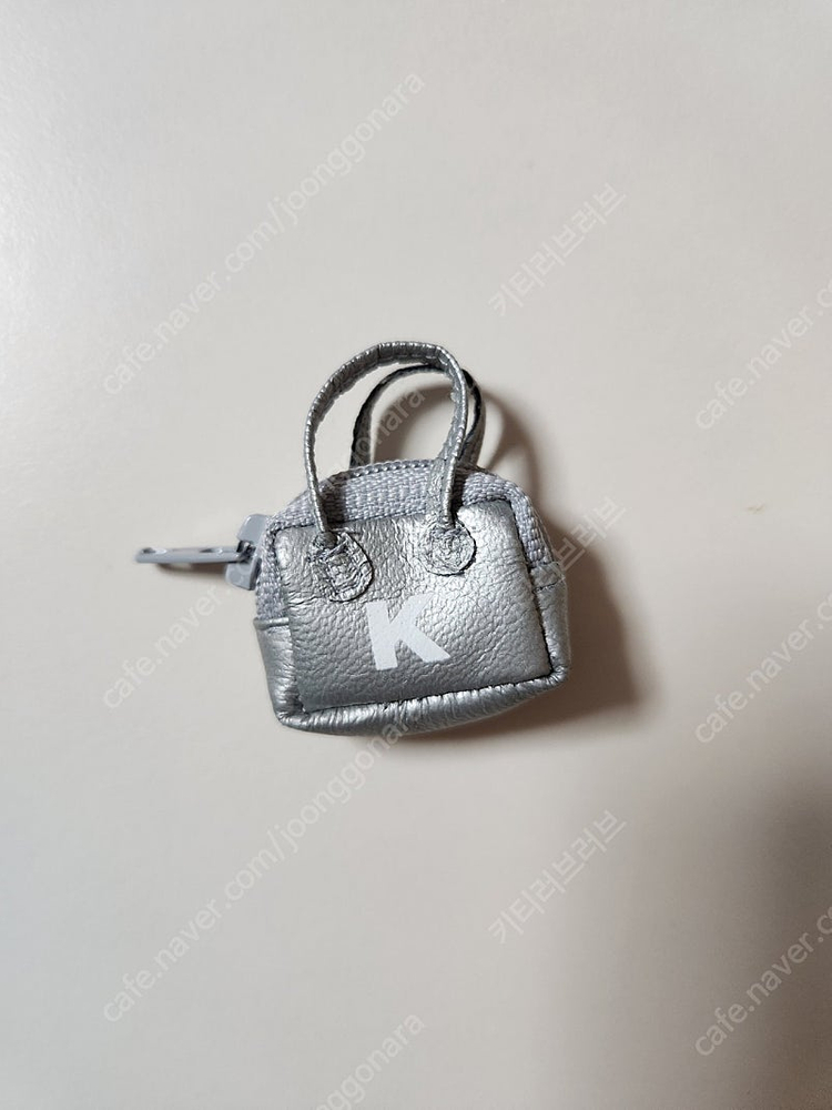 헬로키티 50주년 팝업 드레스업 키티 인형+고전 드업키 옷 가방 세트 교복 키티 롱다리 키티 이미지