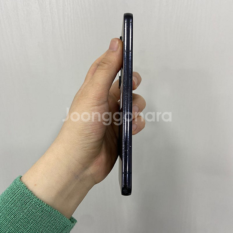 05682 갤럭시S22 256기가 블랙 팝니다 24만원--6