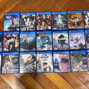 PS4 게임타이틀 20종 일괄판매 페르소나 원피스 진격의거인 갓오브워