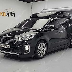 더뉴 카니발 중고 가격 중고 카니발 검정색 2019년식 64,255km 가솔린 9인승 하이리무진 노블레스 스페셜 중고자동차