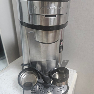 키친툴,커피메이커 ,수제 황동 캔들홀더, 태블릿 휴대폰 거치대등 집정리
