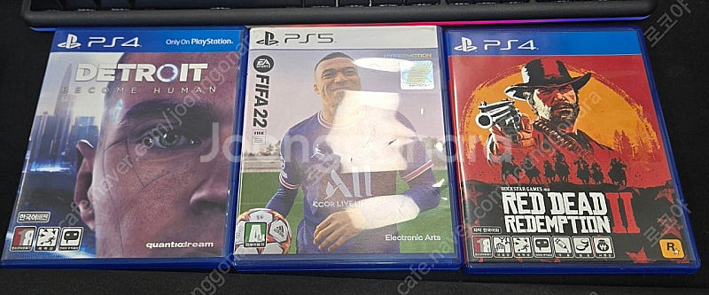 ps4,5 타이틀 디트로이드 피파22 레드--0