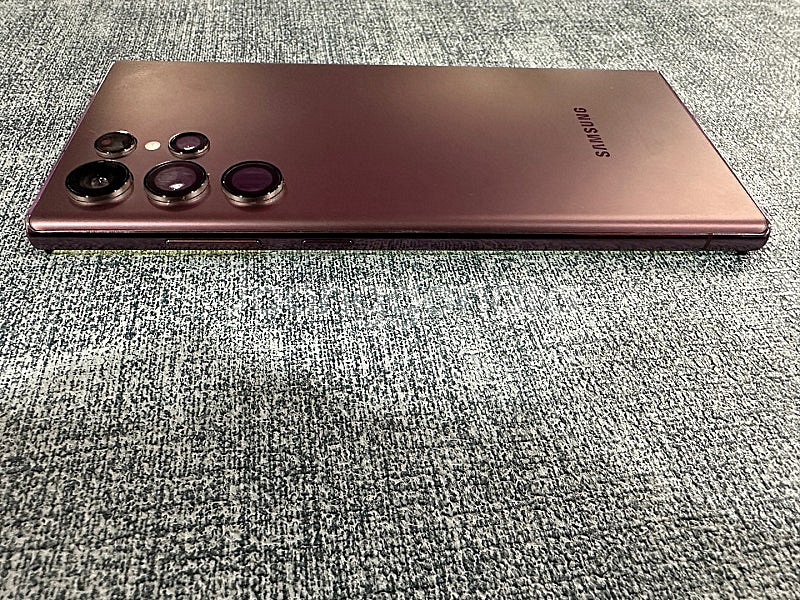 갤럭시S22울트라 256G 버건디 외관S급 잔상있는폰 ...--7