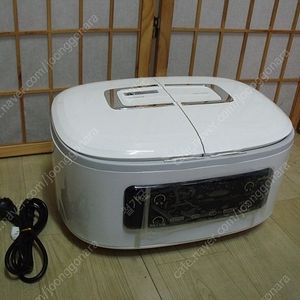 4가지요리가 동시에 되는 스마트 쿠커 한번애 HBA-01