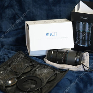시루이 아나모픽 SIRUI 새턴 35mm T2.9 1.6배 풀프레임 탄소 섬유 아나모픽 렌즈 E 마운트 블루 플레어