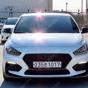 현대 i30 중고 i30 흰색 2019년식 70,758km 1.6 터보 N Line 중고자동차