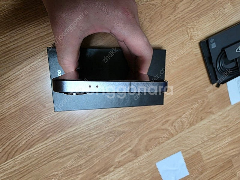 갤럭시s24플러스 256 블랙 kt--3