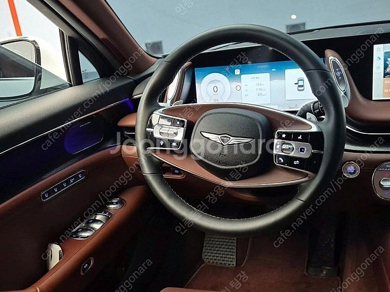 제네시스 G90 중고 제네시스 중고 가격 흰색 2022...--9